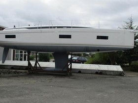Bavaria Yachts 42