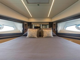 2016 Pershing 70