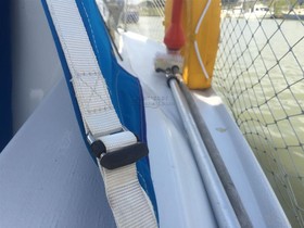 1980 Hunter Delta 25