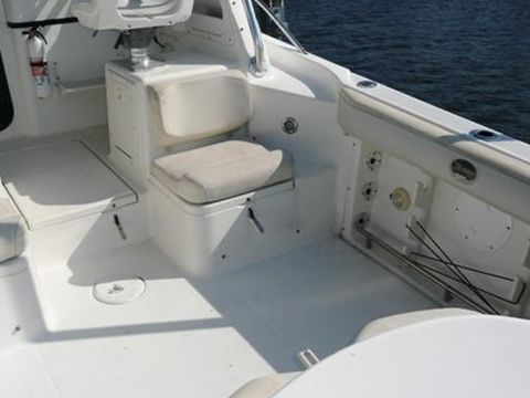 2004 Triton 2426