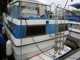 Vegyél 1985 Birchwood Boats 31 Commodore