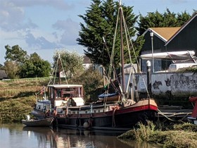 Luxe Motor Dutch Barge