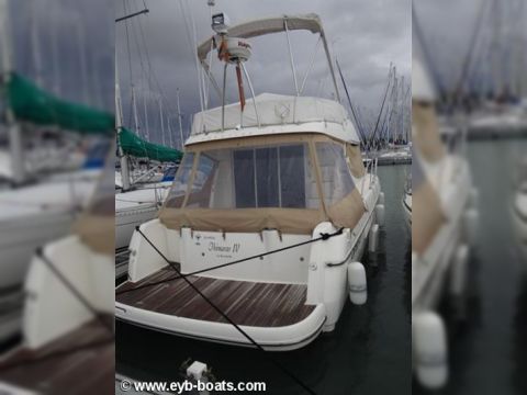 Buy 2009 Prestige 32