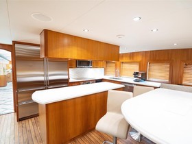 2005 Hatteras Yachts