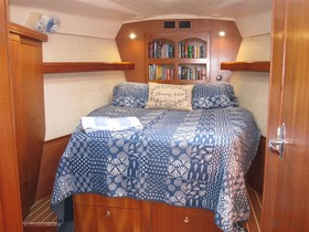2005 Hunter 466