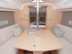 2019 Bénéteau Boats Oceanis 301 на продаж