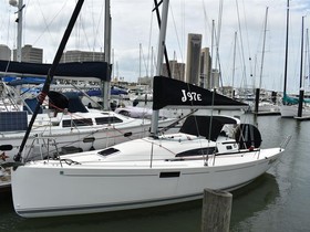 J Boats J97E