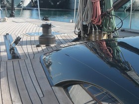 2003 Maxi Dolphin 65
