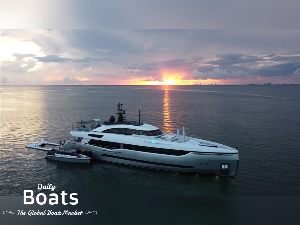 Columbus 40s hybrid for sale Daily Boats