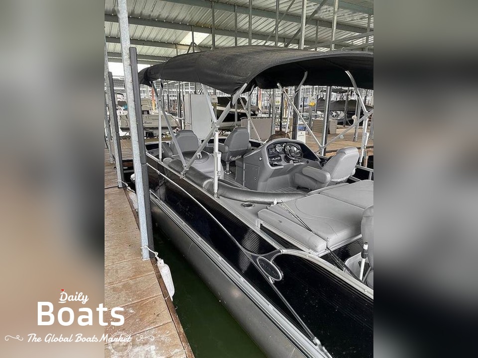 2020 Avalon Pontoon Boats 23 for sale. View price, photos and Buy 2020