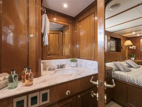 1998 Trader Yachts 85