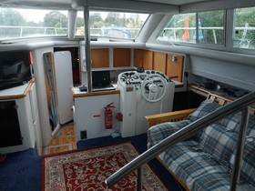 1994 Cruisers Yachts 3850 Aft Cabin на продажу