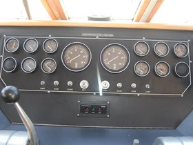 1988 Fu HWA Cockpit Motor Yacht
