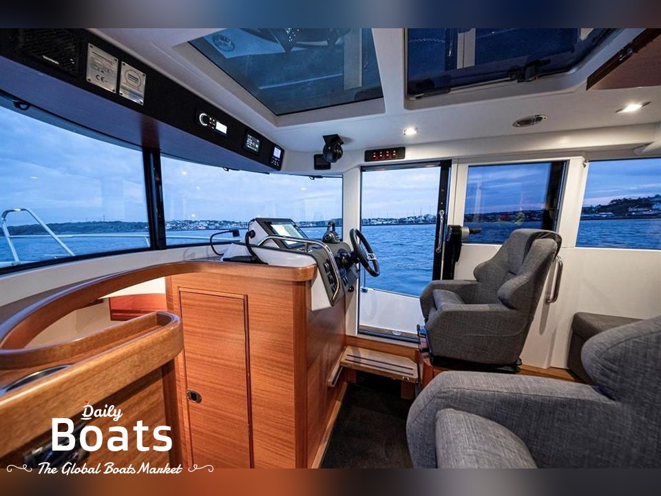 2021 Paragon 31 Flybridge for sale. View price, photos and Buy 2021