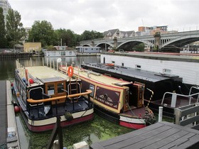 Narrowboat 42