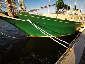 Bruce Roberts Yachts Spray na prodej