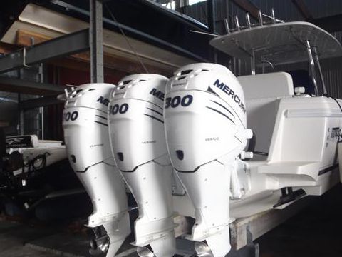 2009 Intrepid 370 Open