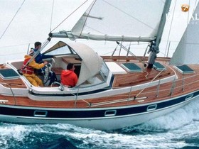 Hallberg Rassy 352