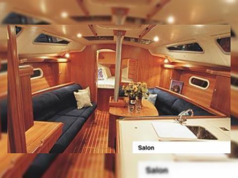 2002 Hunter 356 на продаж