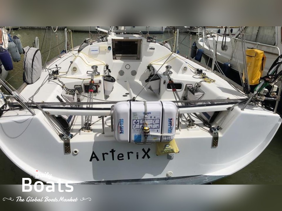 2002 3C Composite Bongo 9.60 for sale. View price, photos and Buy 2002 3C Composite Bongo 9.60