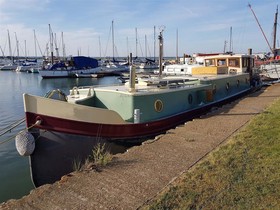 Dutch Barge 58