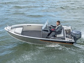 Buster Boats Scc