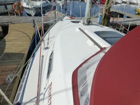 Купить 2000 Bénéteau Boats Oceanis 281