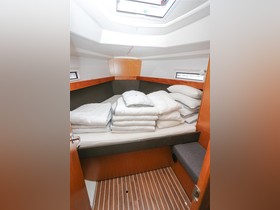 2015 Bavaria Yachts 37 Cruiser za prodaju