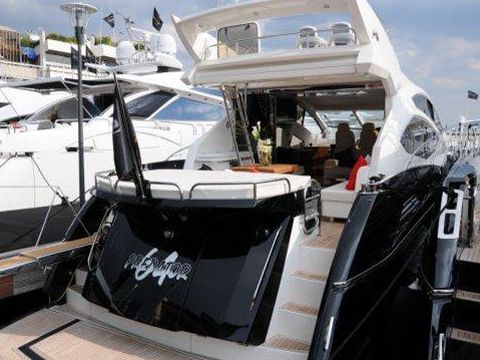 2010 Sunseeker Predator 64