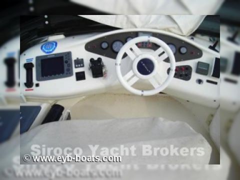 2004 Azimut 42 for sale