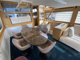Koupit 2010 Ferretti Yachts 800