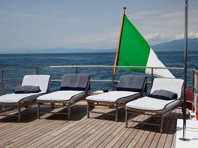 Comprar 2005 Explorer Trawler 33M