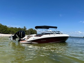 Buy 2020 Rinker Q7