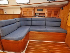 1993 Freedom 35