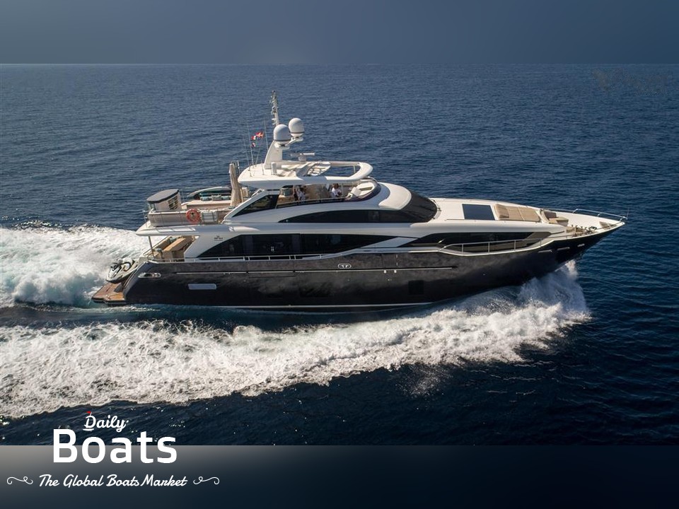 2016 Princess 30