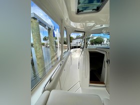 2020 Boston Whaler Boats 380 Realm for sale