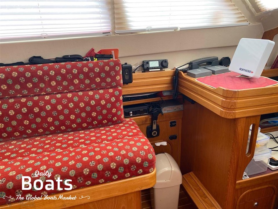 2000 Vancouver 34 Pilot House for sale. View price, photos and Buy 2000