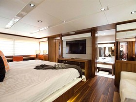 Kupiti 2015 Sunseeker Yacht