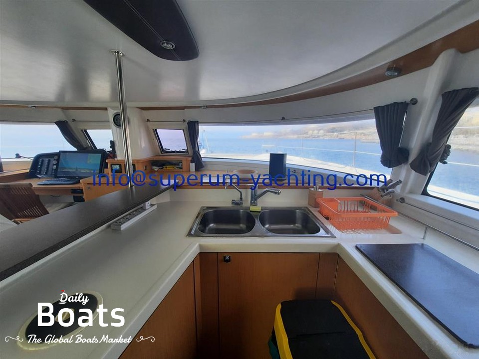 2009 Fountaine Pajot Salina 48 for sale. View price, photos and Buy