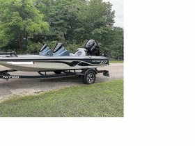 2018 Nitro Z17 for sale