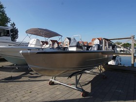 Buster Boats S1
