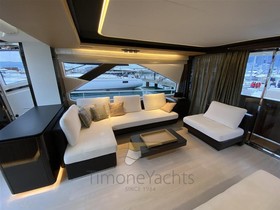 2015 Azimut Yachts 77