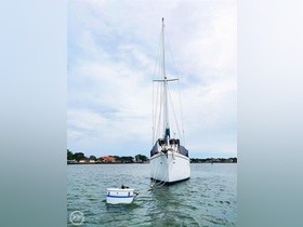 Coronado 35
