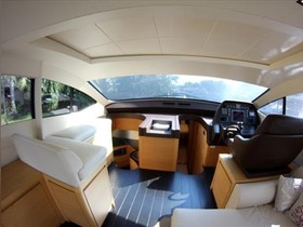 2010 Pershing 64