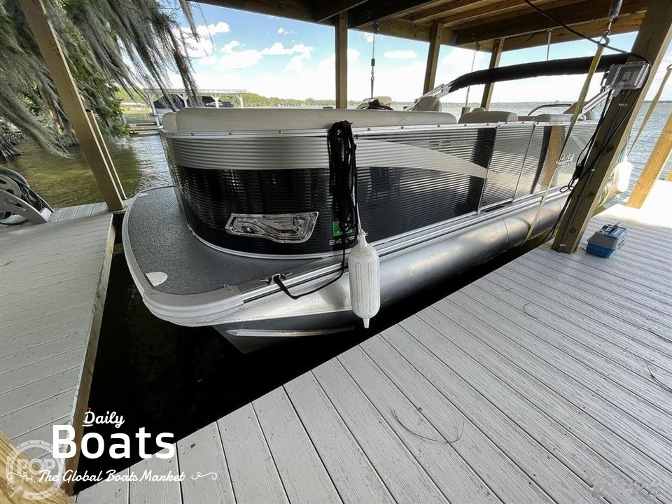 2019 Avalon Pontoon Boats 2485 Grand Island for sale. View price