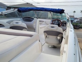 2005 Chaparral Boats 22