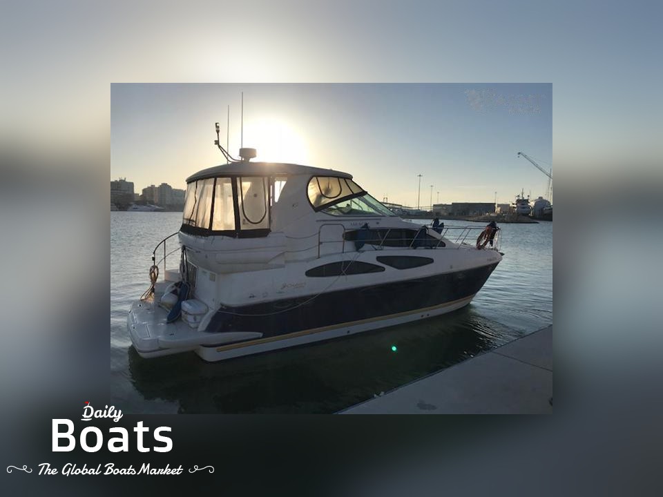 2004 Cruisers Yachts 405 Express Motor for sale. View price, photos and