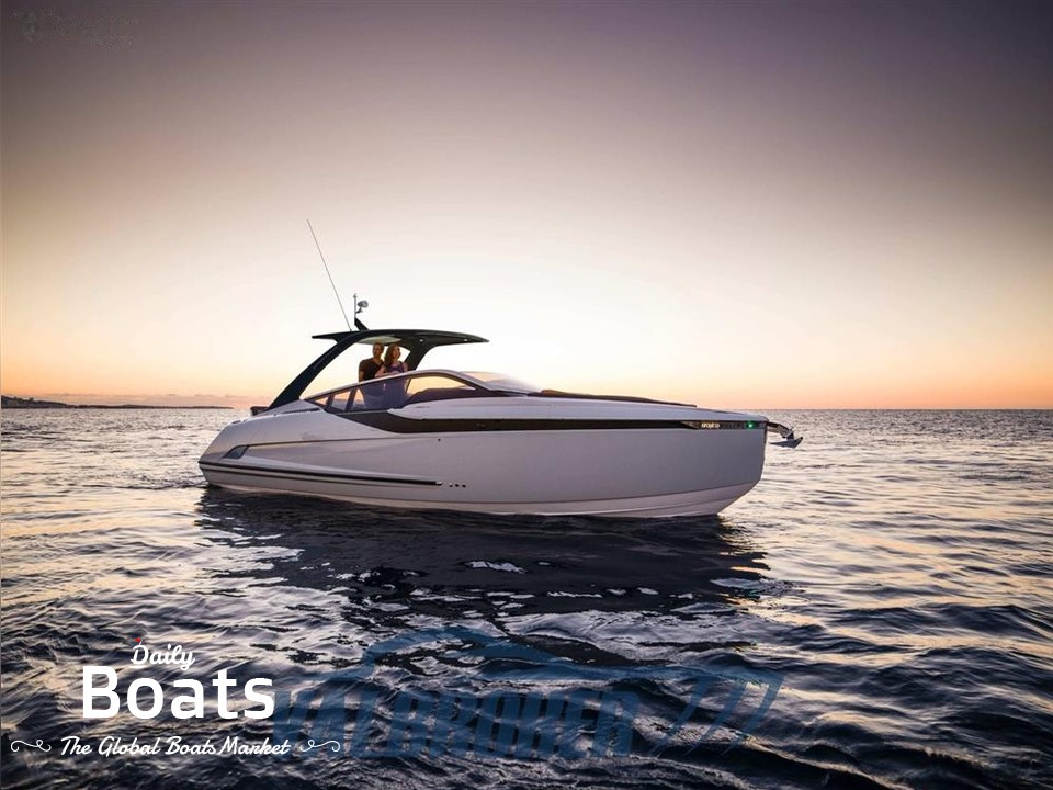 2022 Fairline 33