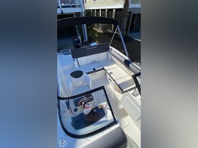 2021 Bayliner Boats Dx 2000