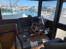 Buy 2017 Absolute Navetta 52
